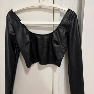 Black Faux Leather Women's Top crop long sleeve small